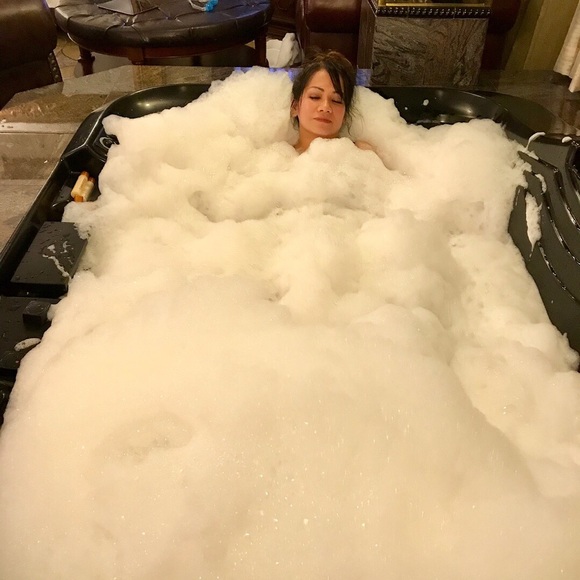 Meet your Posher... ❤️⚡️❤️👽👽🍒🍒 - Picture 14 of 17